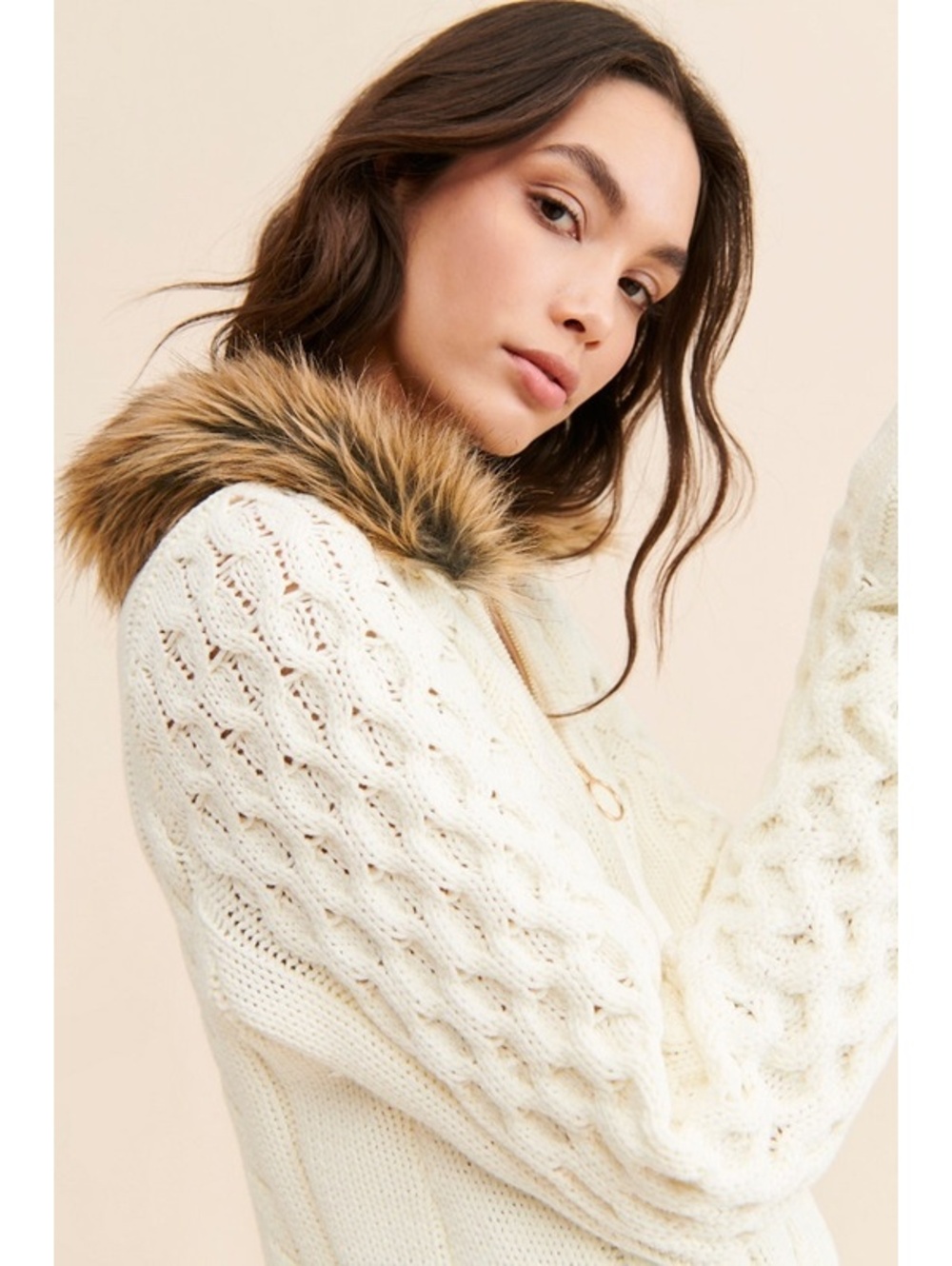 SHOW ME YOUR MUMU Sun Valley Faux Fur Cable Knit Pullover - Picture 3 of 8